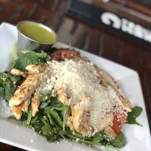 Ensalada de Pollo Lunch