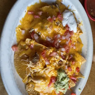 Nachos supreme with chicken