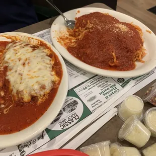 Veal Parmesan with the side pasta amazing so huge!