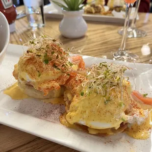 Smoked Salmon Eggs Benedict