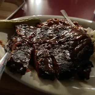 ows ribs and coleslaw