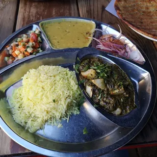 Palak Methi Aloo Thali