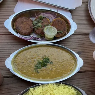 Aloo Tikki (Potato Cutlet) Thali