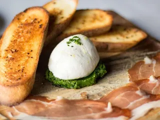 Tenuta's Italian Restaurant