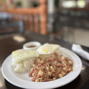 Corned beef silog