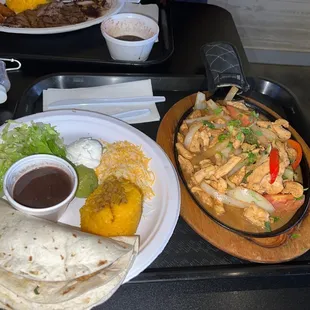 Delicioso! this is a chicken fajita, very affordable, if you&apos;re in Lakeland come and visit this place, it won&apos;t disappoint!