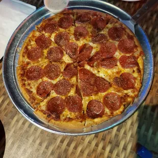 Thin crust pepperoni and pineapple, side of ranch