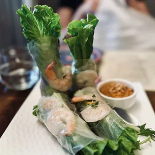 Salad rolls