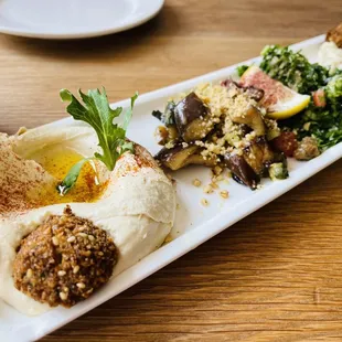 Mezza plate