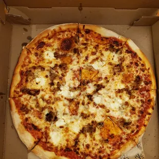 large meatball pizza