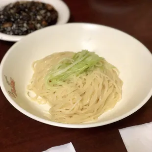 Zazang Noodles