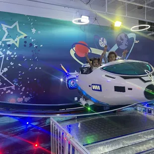 Rocket ship