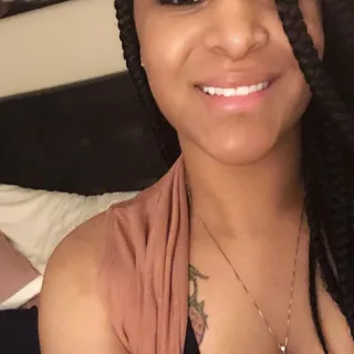 Tee B.