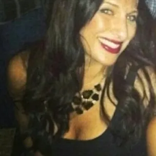 Sharra C.