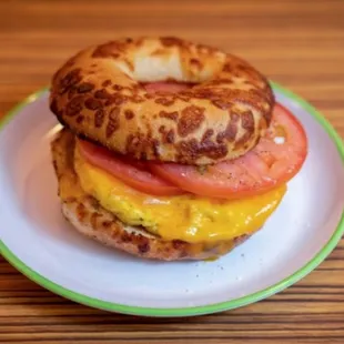 Deluxe Breakfast Bagel