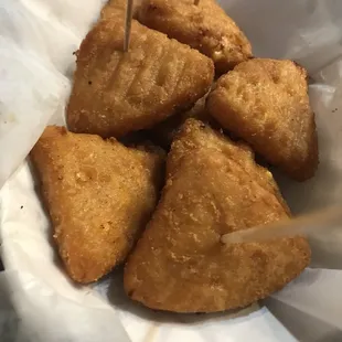 Macaroni Cheeseballs