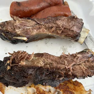 Zebs Restaurant & Bar