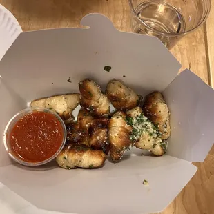 Garlic Knots
