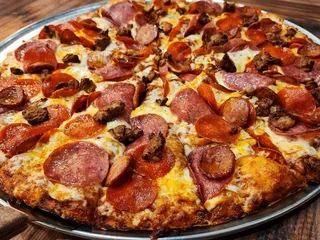 Round Table Pizza - Shoreline