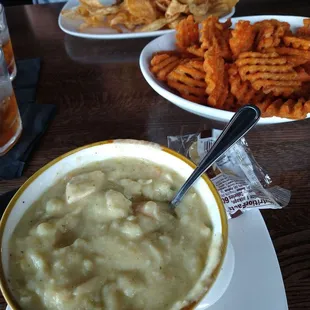 Chicken N Dumplings Soup