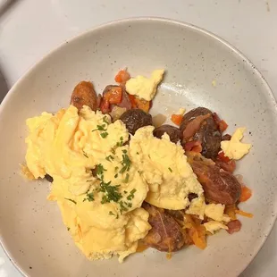 Potato, bacon, egg skillet