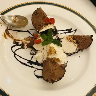 dessert, food
