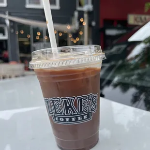 Iced americano w chocolate