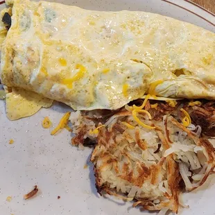 Omelet &amp; hash browns