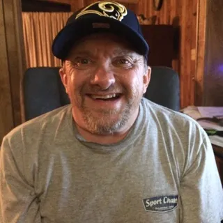 Dan B.