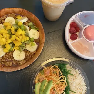 Cali Poke + Brazil Bowl + Smoothie
