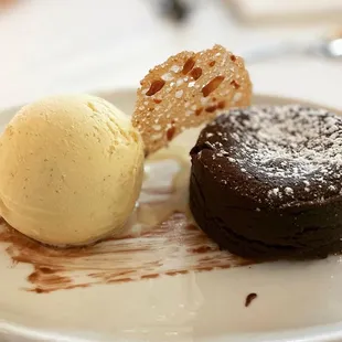 Chocolate lava cake