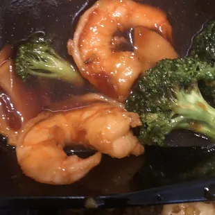Maggot Shrimp and Beef Broccoli / Sesame Chicken Dinner Bento Box