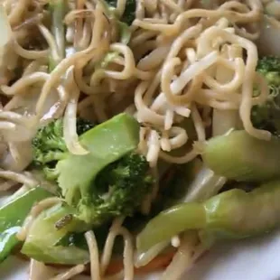Vegetable chow mein