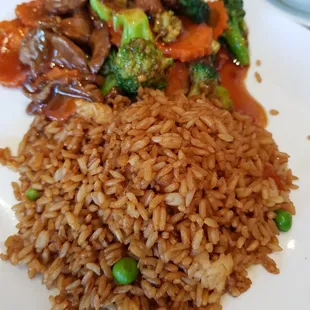 Beef with Broccoli from the lunch combo menu