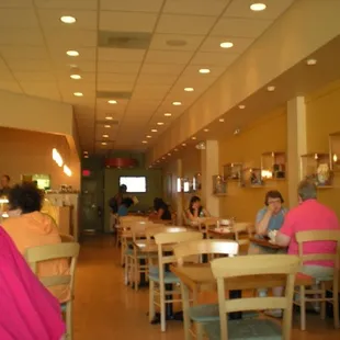 Right side restaurant