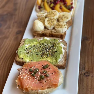 Toast flight - lox, everything avo, honey bee, peach