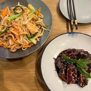 Stir fried noodles and ribs