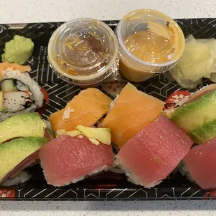 8 Piece Rainbow Roll