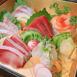 Sashimi Box Special (ToGo only)