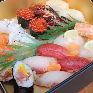 Nigiri Box Special ( ToGo Only)