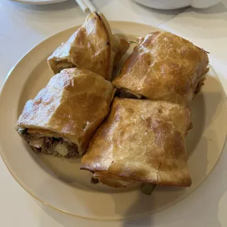 A8. 4 Pieces Beef Wrap