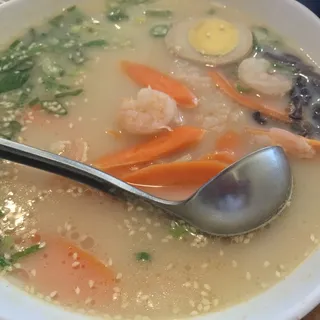 C7. Shrimp Noodle Soup