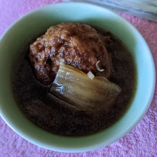 F4. Braised Lion Head with Cabbage