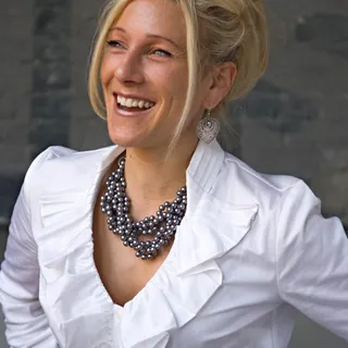 Laura W.