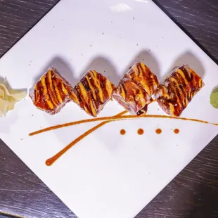 Zander Roll
Spicy tuna, asparagus, tuna, salmon