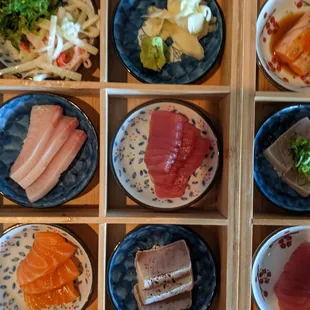Chef&apos;s special sashimi