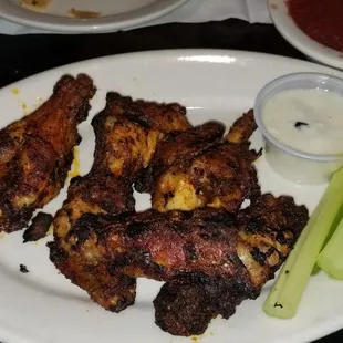 chicken wings and celery