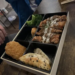 Large - Bento Combo Build Your Own Bento Lunch