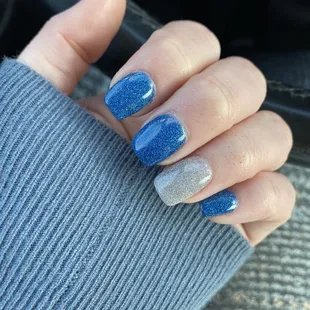 Dip nails