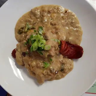 Tremaine s Biscuits and Gravy All Day Breakfast